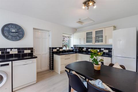undefined, Copythorne Road, Brixham