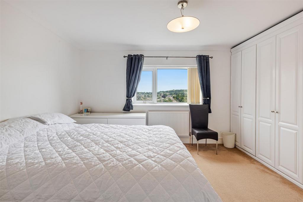 A17 - Pine Lodge Copythorne Road Brixham - 250609.