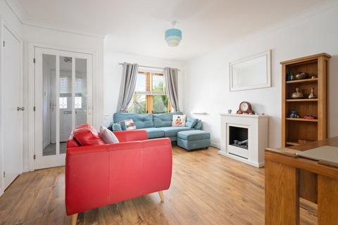 2 bedroom terraced house for sale, Cameron Drive, Kirkcaldy, KY1