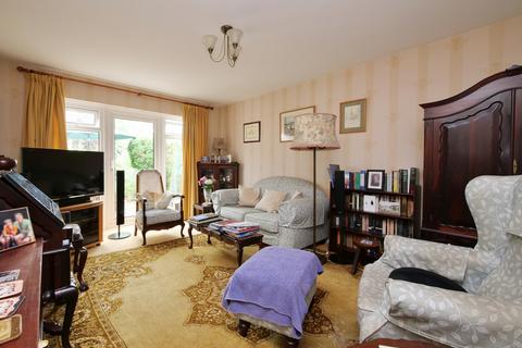2 bedroom semi-detached bungalow for sale, Meadow Close, Stalbridge
