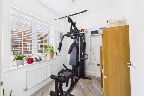 27 Summerhouse Drive, Sheffield, S8 8AD