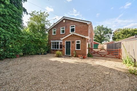4 bedroom detached house for sale, Nine Mile Ride, Wokingham RG40