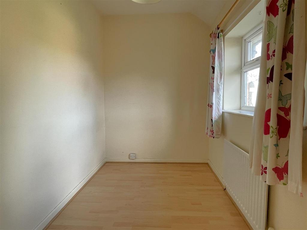 Bed3.JPG