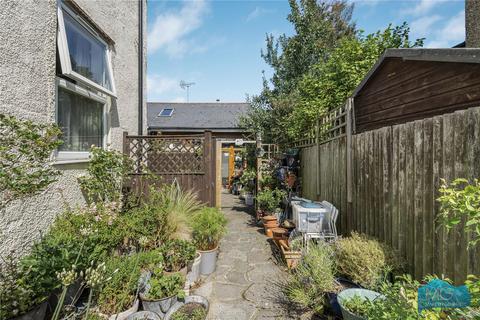 2 bedroom link detached house for sale, Edward Road, Barnet, EN4