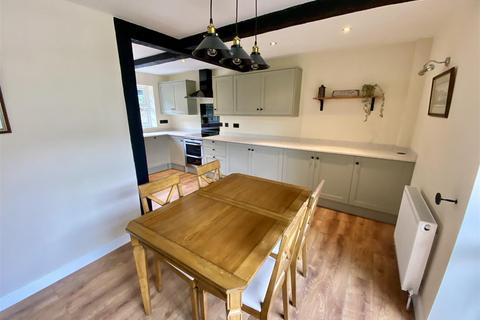 3 bedroom semi-detached house for sale, Sands Lane, Mirfield