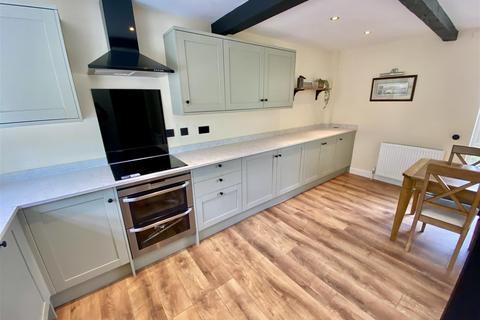3 bedroom semi-detached house for sale, Sands Lane, Mirfield