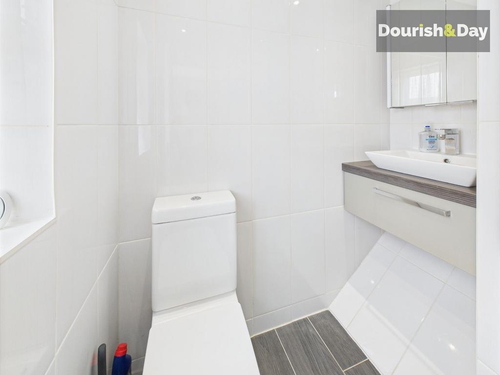 Bedroom One En-Suite