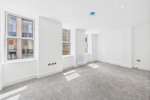 Newly renovated townhouse