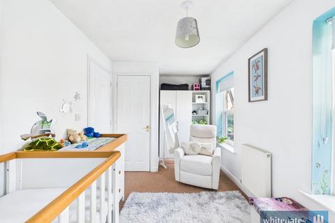 26 Dewberry Close, Bradford, BD7 4EU