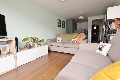 2 bedroom flat for sale, Watersmeet, Grove Road, Hitchin