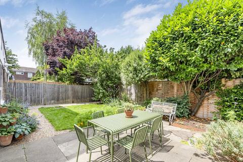 1 bedroom flat for sale, Mayford Road, London SW12