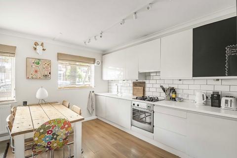 1 bedroom flat for sale, Mayford Road, London SW12