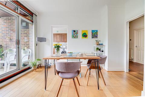 undefined, Hillcrest, King Harry Lane, St Albans, AL3