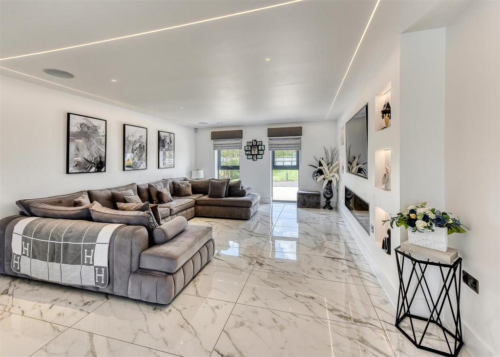 Meadow View, Mile Flat-Kitchen Family Room (11).jp