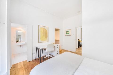 52b Sutherland Square, London, SE17 3EL