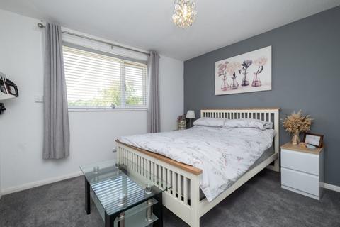 10 Prescott Close, Guston, Dover, CT15 5NB