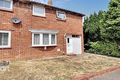 Long Close, Luton