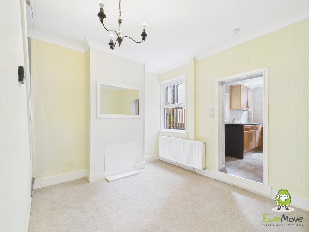 Ewe Move Basingstoke Estate Agents 78 Winchester Ro