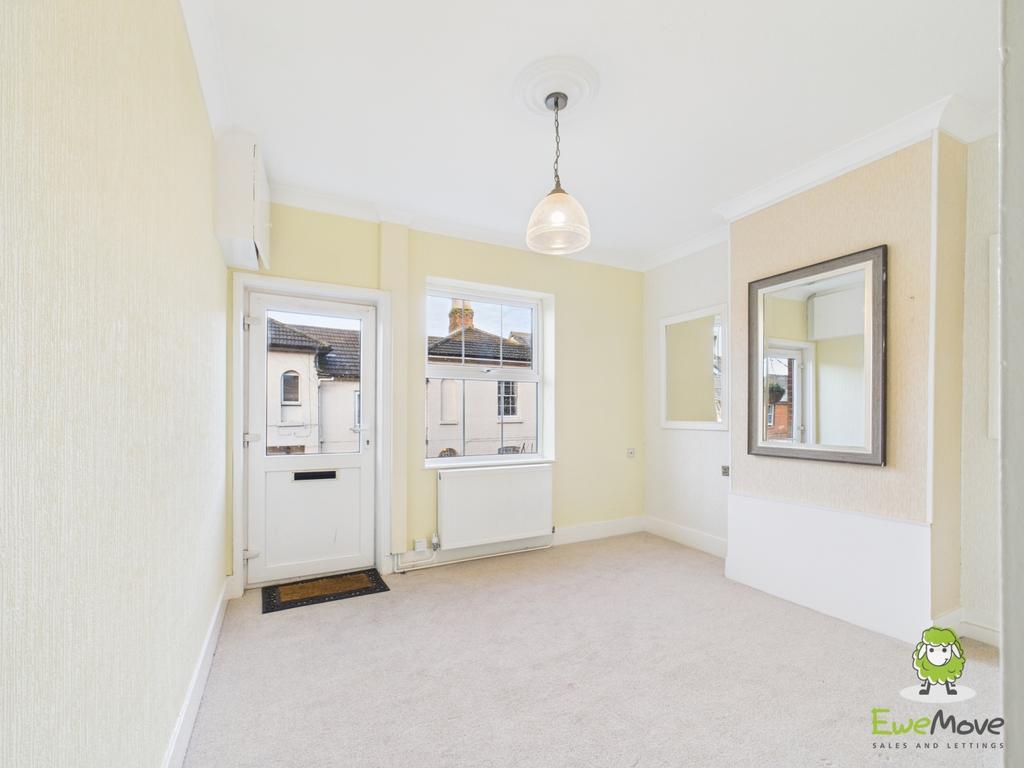 Ewe Move Basingstoke Estate Agents 78 Winchester Ro