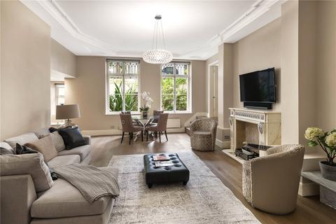 2 bedroom apartment to rent, Mansfield Street, London, W1G