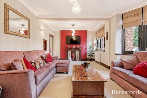 undefined, Honeypot Lane, Brentwood, CM14