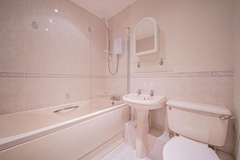 28 Burlish Avenue, Solihull, B92 8BF