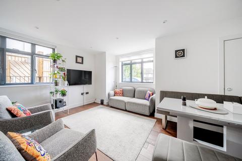 2 bedroom flat for sale, Hayes Lane, Hayes, Kent, BR2