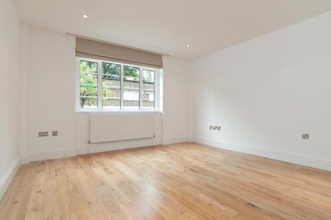 3 bedroom flat for sale, St. James's Close, St John's Wood NW8