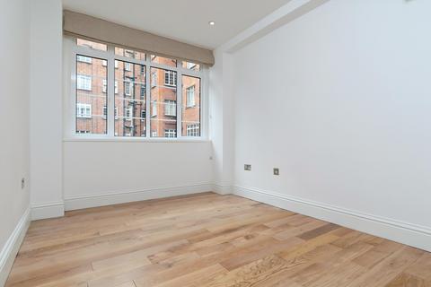 3 bedroom flat for sale, St. James's Close, St John's Wood NW8
