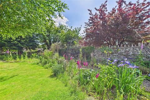 undefined, Popular setting in Nailsea's West End