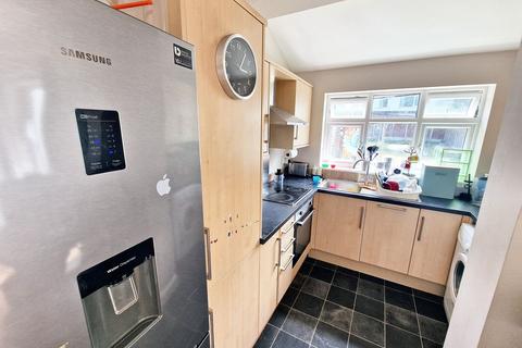 3 bedroom semi-detached house for sale, Sandling Lane, Maidstone ME14