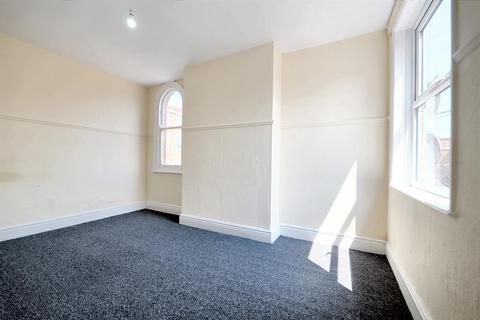 3 bedroom property for sale, Nottingham Road, Loughborough LE11