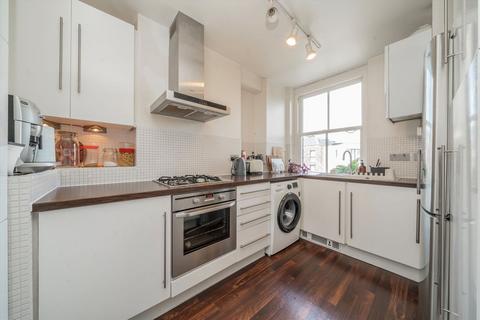 1 bedroom flat for sale, Caversham Road, London NW5