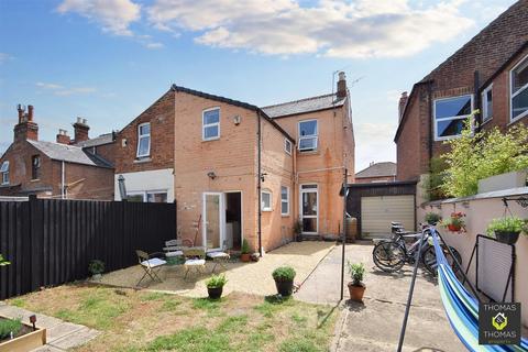 3 Honyatt Road, Gloucester, GL1 3EB