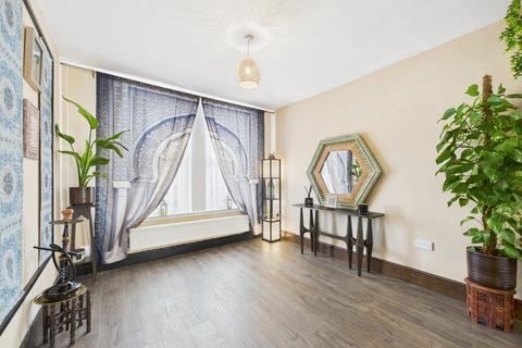 3 bedroom semi-detached house for sale, St. Aldwyn Road, Gloucester, Gloucestershire, GL1