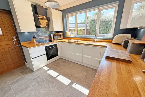 3 bedroom semi-detached house for sale, Henlow Road, Birmingham, B14 5DP