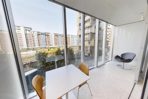 Studio for sale, Pearce House, Battersea Power Station, Nine Elms, London