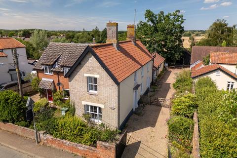 4 bedroom detached house for sale, Rectory Road, Dickleburgh
