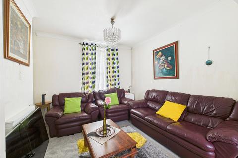 18 Matson Place, Gloucester, GL1 4PL