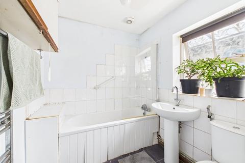 18 Matson Place, Gloucester, GL1 4PL