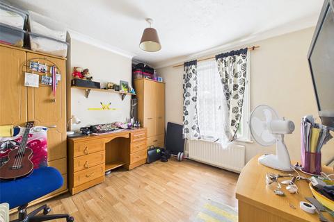 18 Matson Place, Gloucester, GL1 4PL