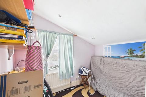 18 Matson Place, Gloucester, GL1 4PL
