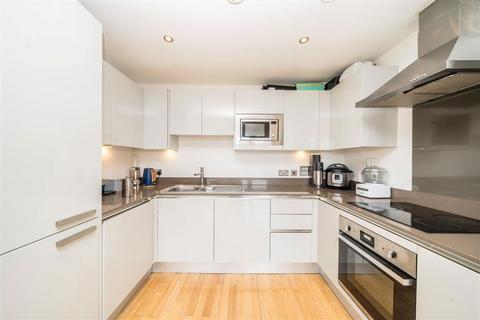 3 bedroom flat for sale, Seager Place, London SE8