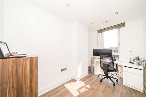 3 bedroom flat for sale, Seager Place, London SE8