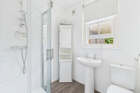 8 Warwick Gardens, Worthing, BN11 1PE