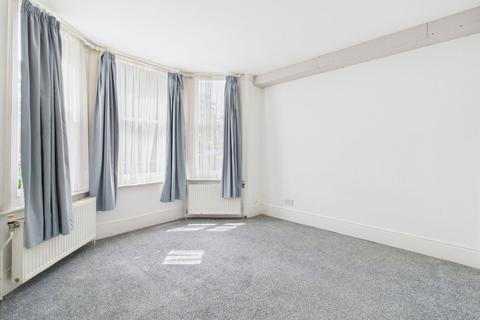 8 Warwick Gardens, Worthing, BN11 1PE