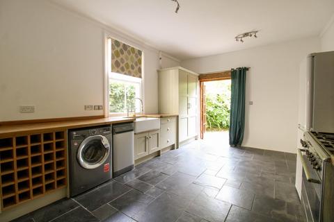 2 bedroom end of terrace house for sale, George Street, Cambridge