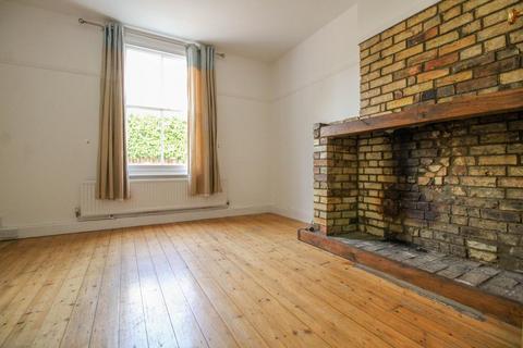 2 bedroom end of terrace house for sale, George Street, Cambridge