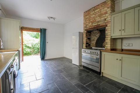2 bedroom end of terrace house for sale, George Street, Cambridge