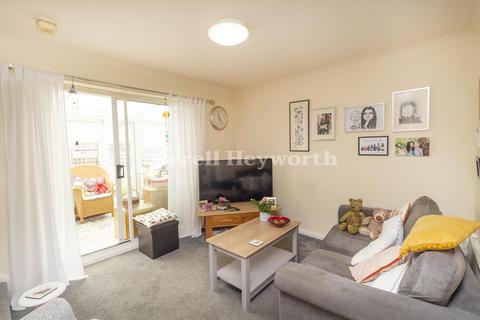 2 bedroom house for sale, Elkfield Drive, Blackpool FY3